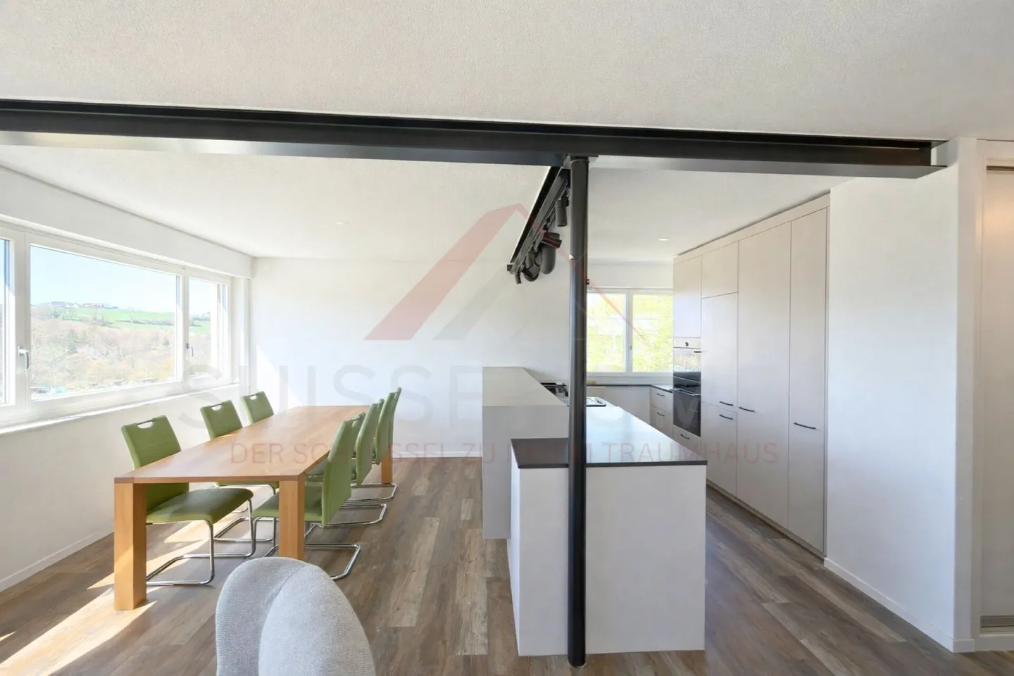 5.5 Zimmer Wohnkomfort nahe Bern - ruhig, modern und sofort verfügbar - Photo 5 of 17