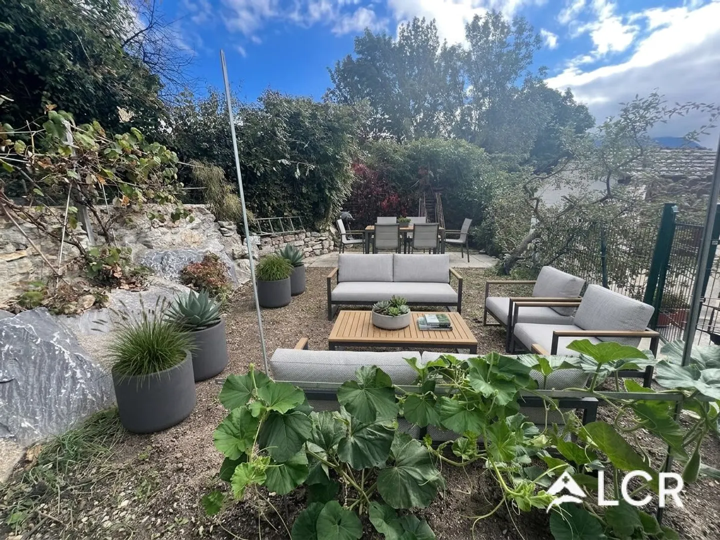 Schöne 3,5-Zimmer-Wohnung mit ihrem unabhängigen 2,5-Zimmer unten / Gärten und Terrasse - Foto 9 von 11