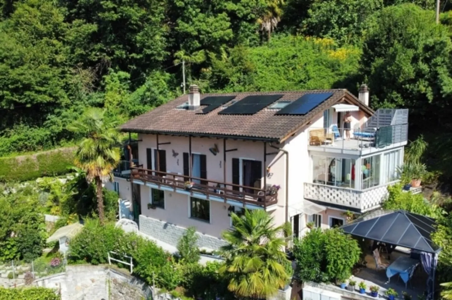 Charmantes Familienhaus mit Seeblick - Foto 1 von 1
