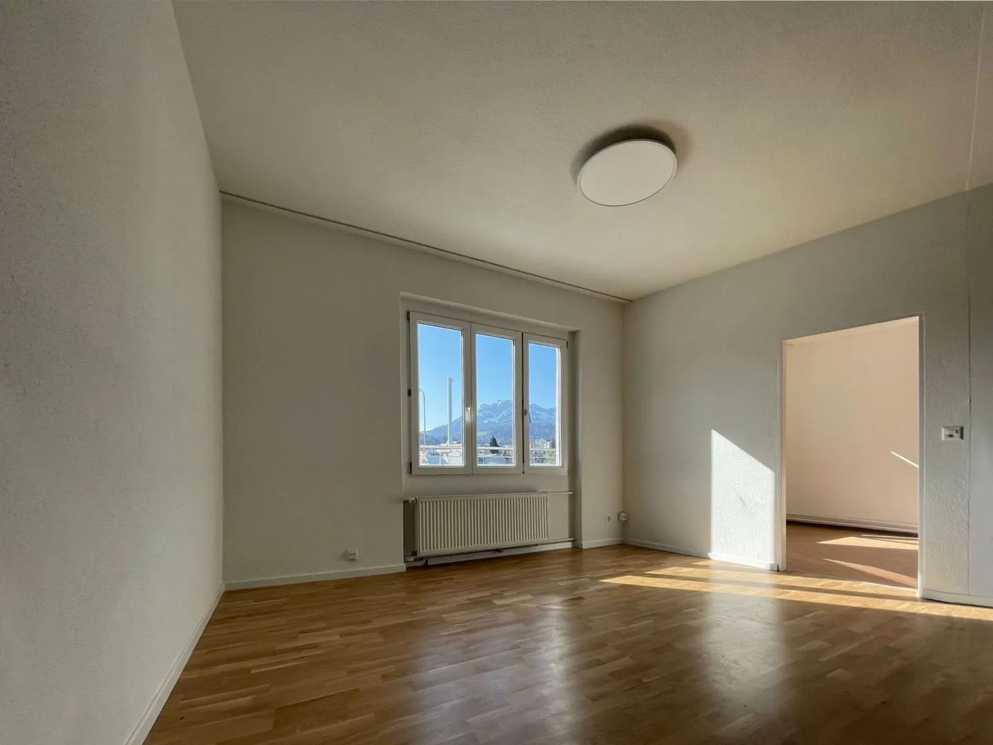 Vivere con stile a Emmen: Appartamento ristrutturato con 3 stanze - Foto 5 di 12