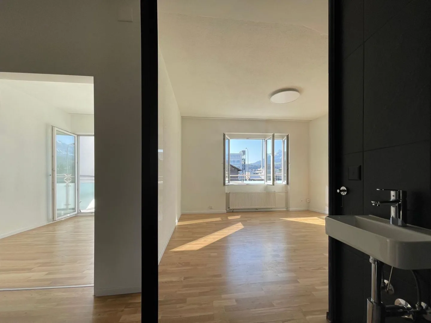 Vivere con stile a Emmen: Appartamento ristrutturato con 3 stanze - Foto 8 di 12