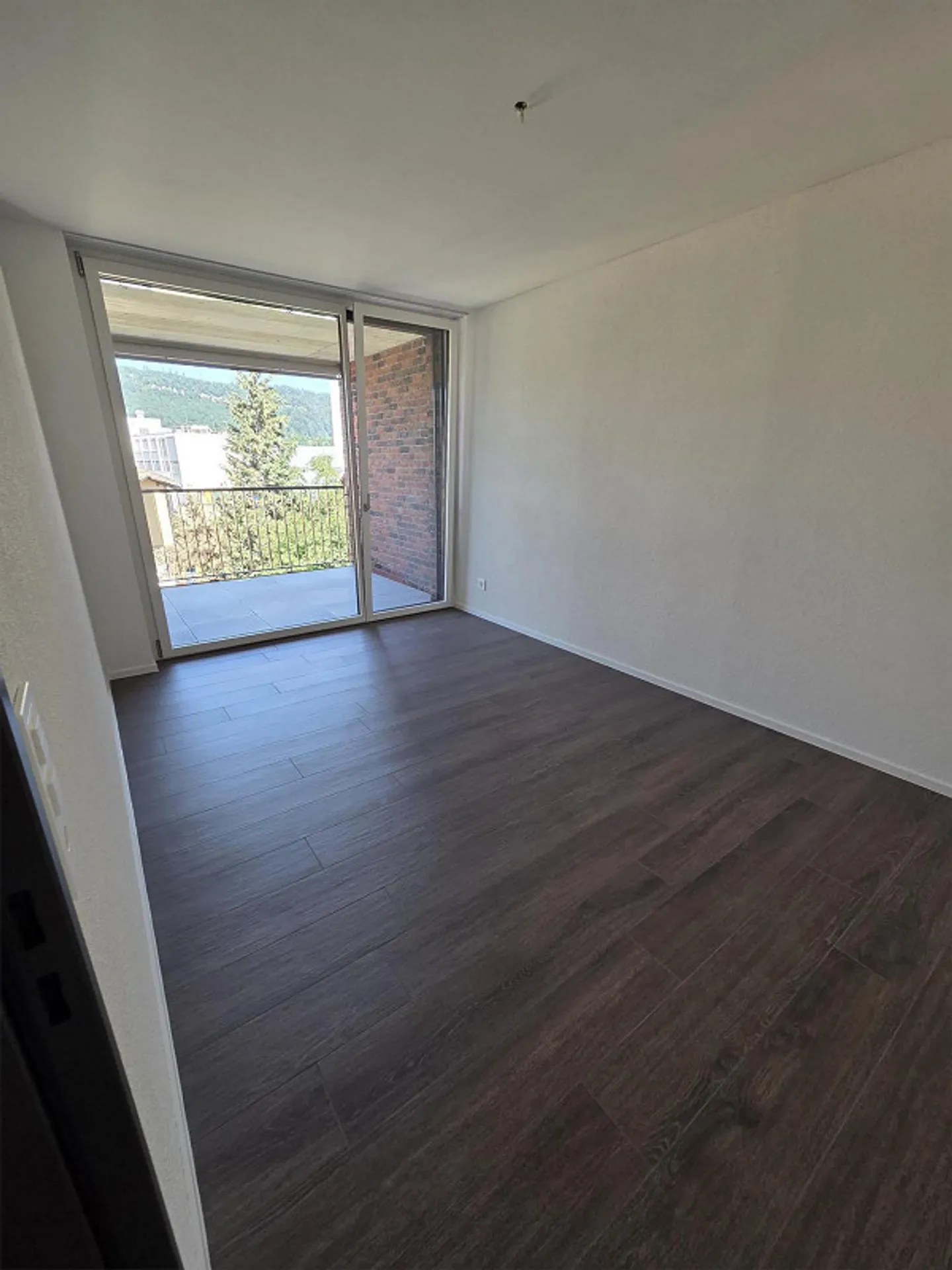 Newly built 2.5 room apartment - Photo 4 of 8