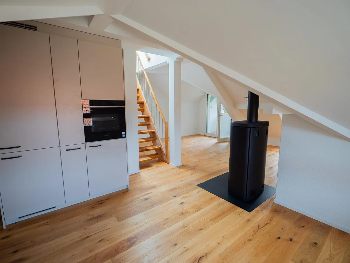 Vivere in attico esclusivo con ascensore privato e terrazza panoramica - Foto 3 di 21