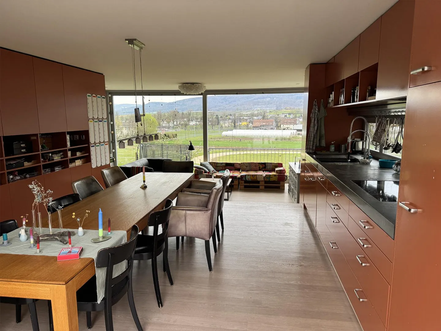 Minergie-Familienhaus mit Aussicht - Foto 1 von 10