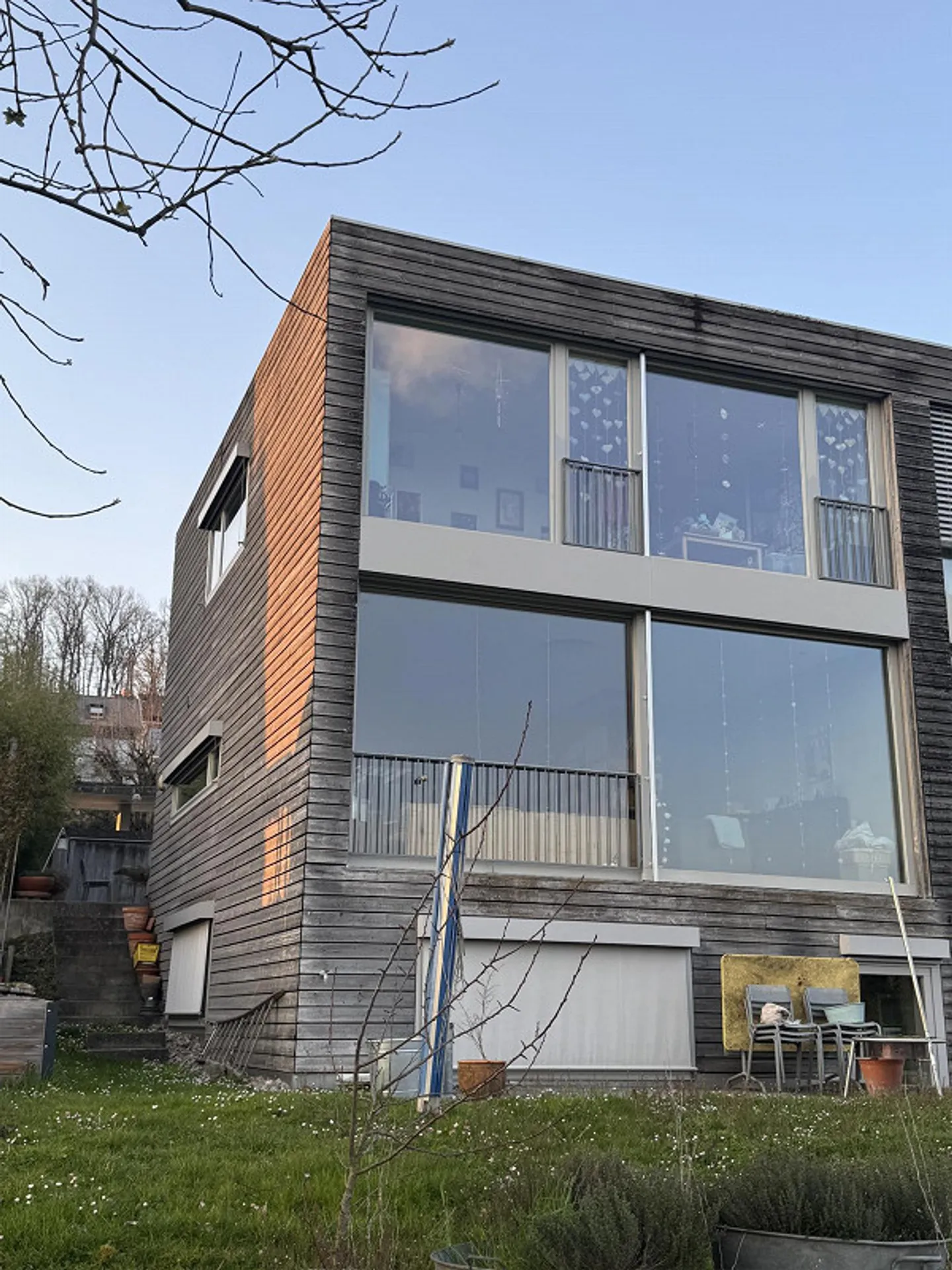 Minergie-Familienhaus mit Aussicht - Foto 3 von 10