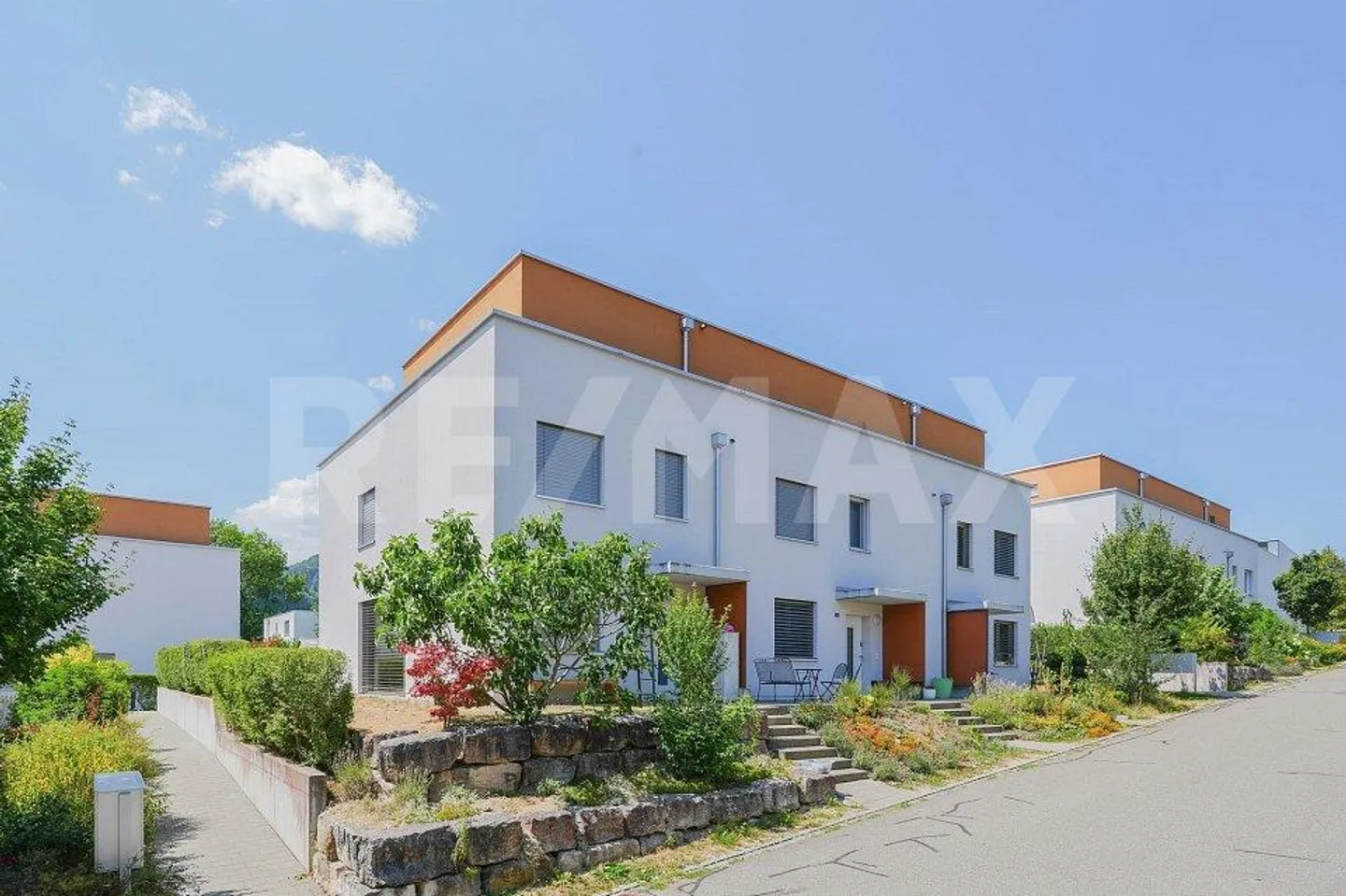 Ce que les familles souhaitent : maison individuelle de 5,5 pièces en coin - en vous... - Photo 3 sur 13