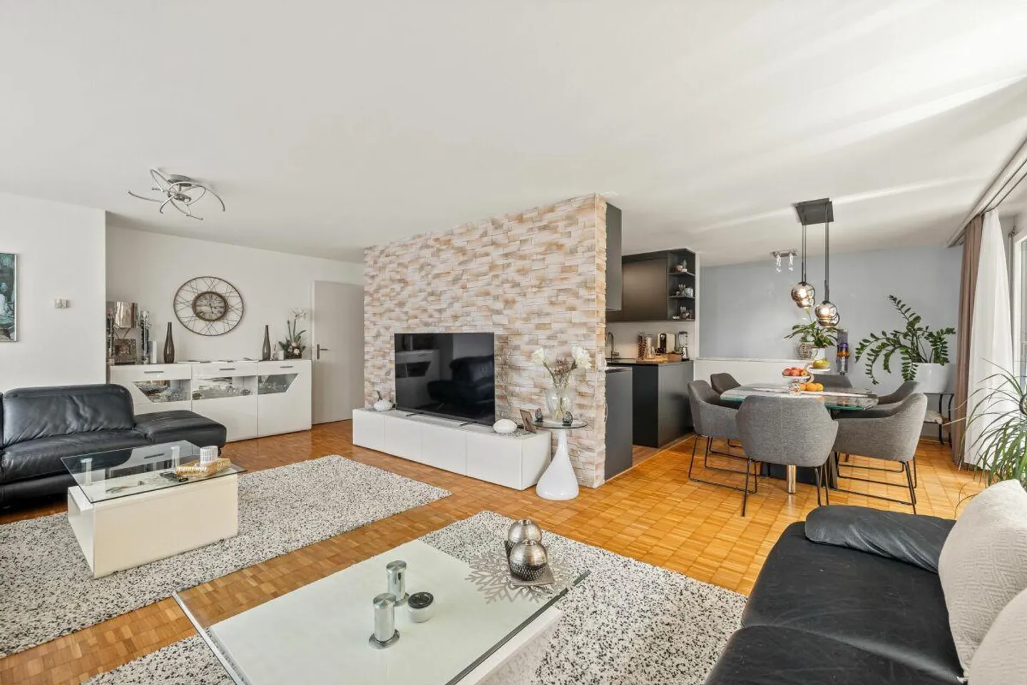 Modern Living on Two Floors with Courtyard and Seating Area - Photo 2 of 15