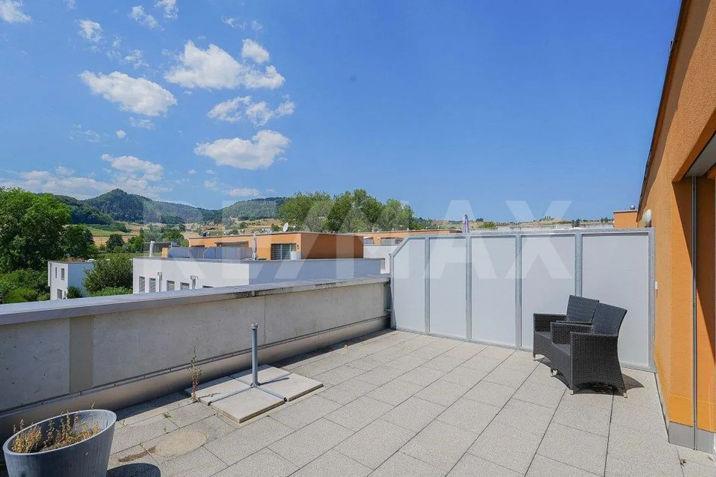 Ce que les familles souhaitent : maison individuelle de 5,5 pièces en coin - en vous... - Photo 11 sur 13