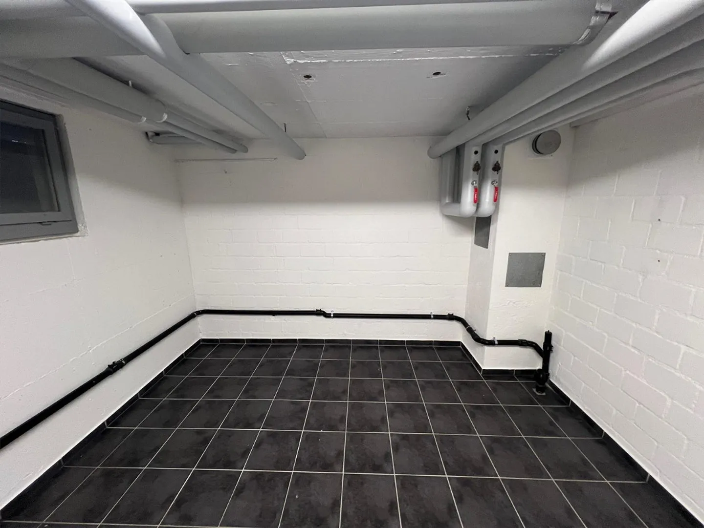 Nouveau dépôt à louer - Photo 3 sur 4