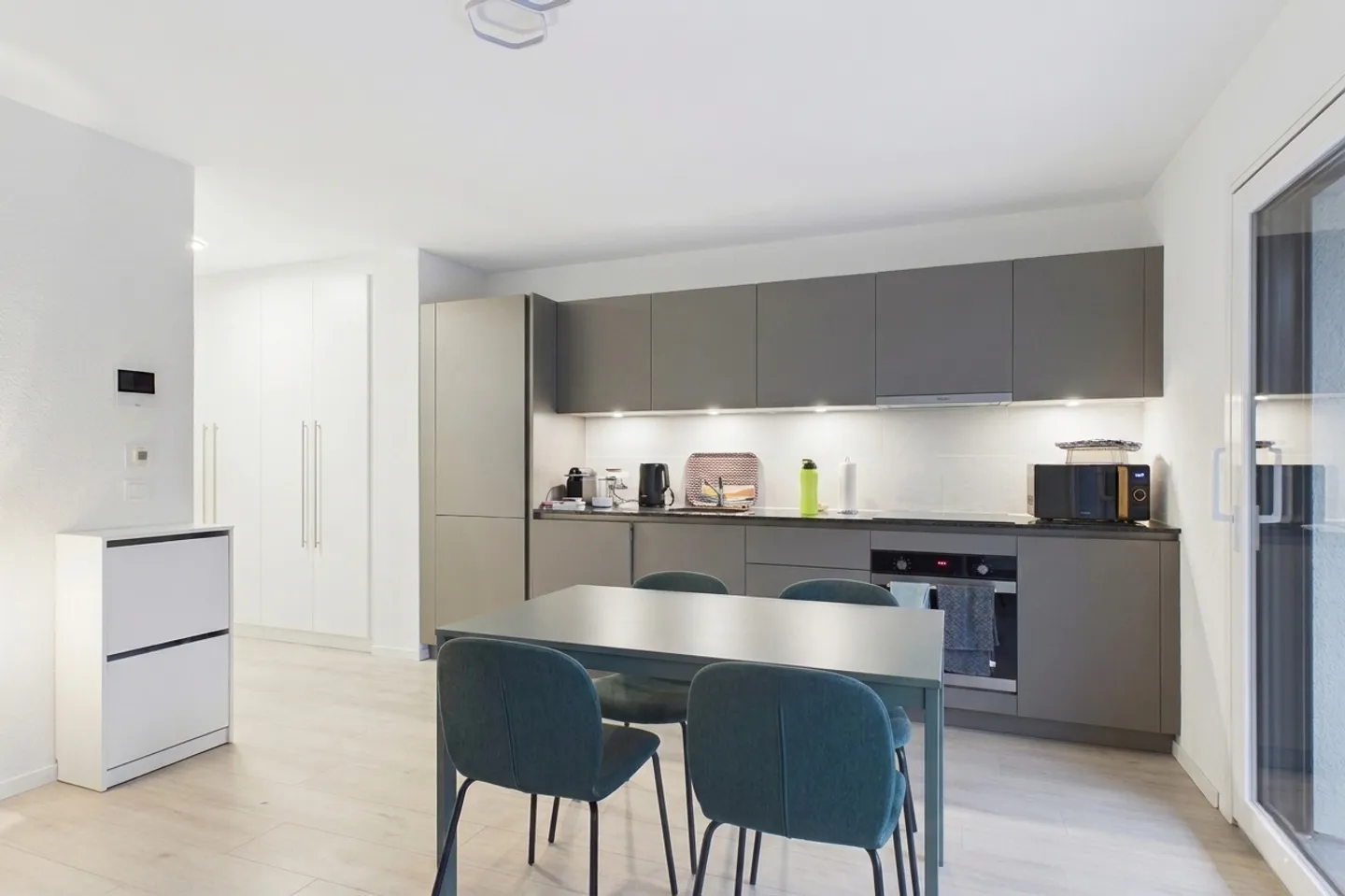 Studio moderne avec terrasse - Photo 4 sur 4