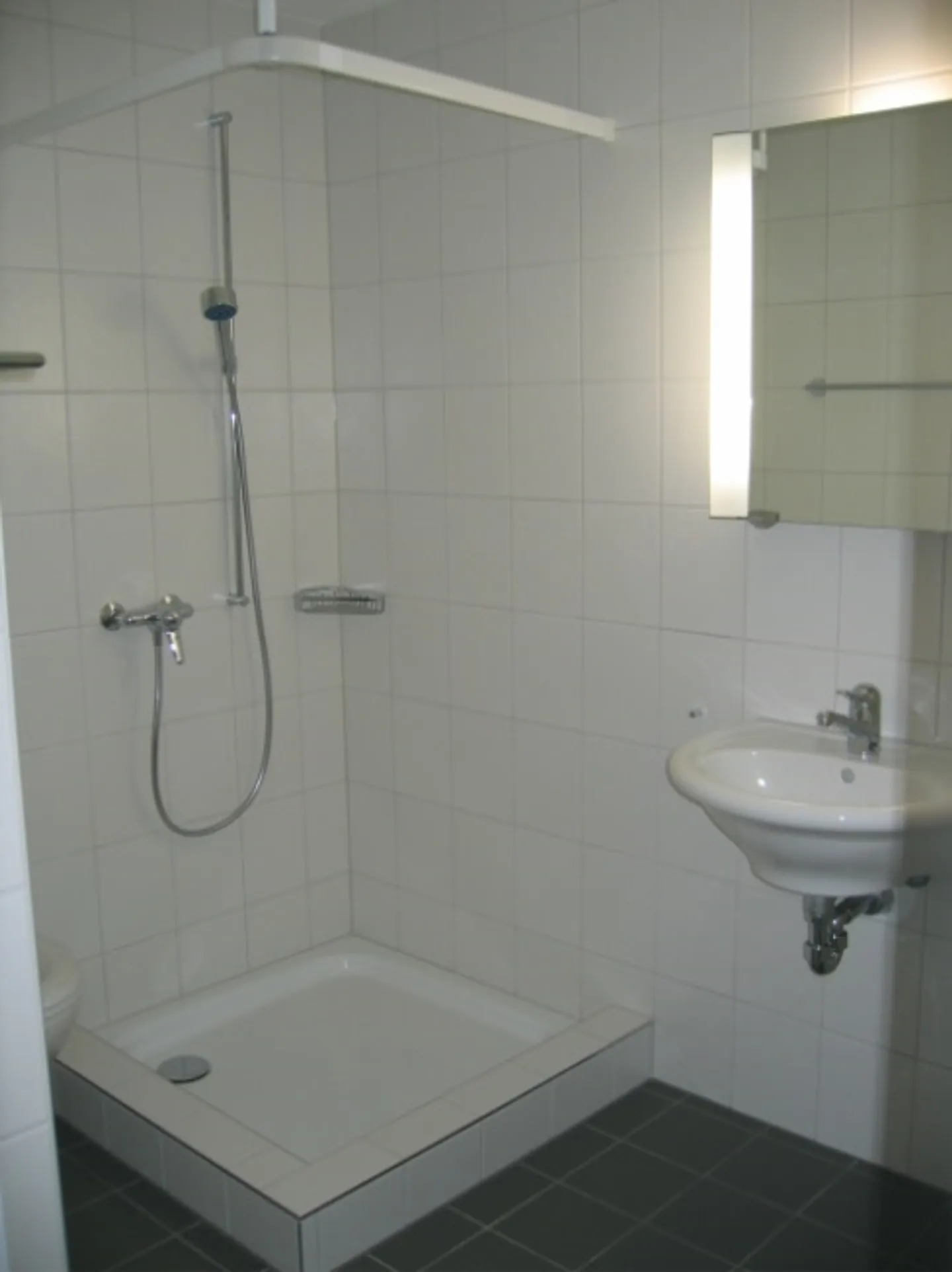 Modernes Apartment in Regensdorf - Foto 6 von 8