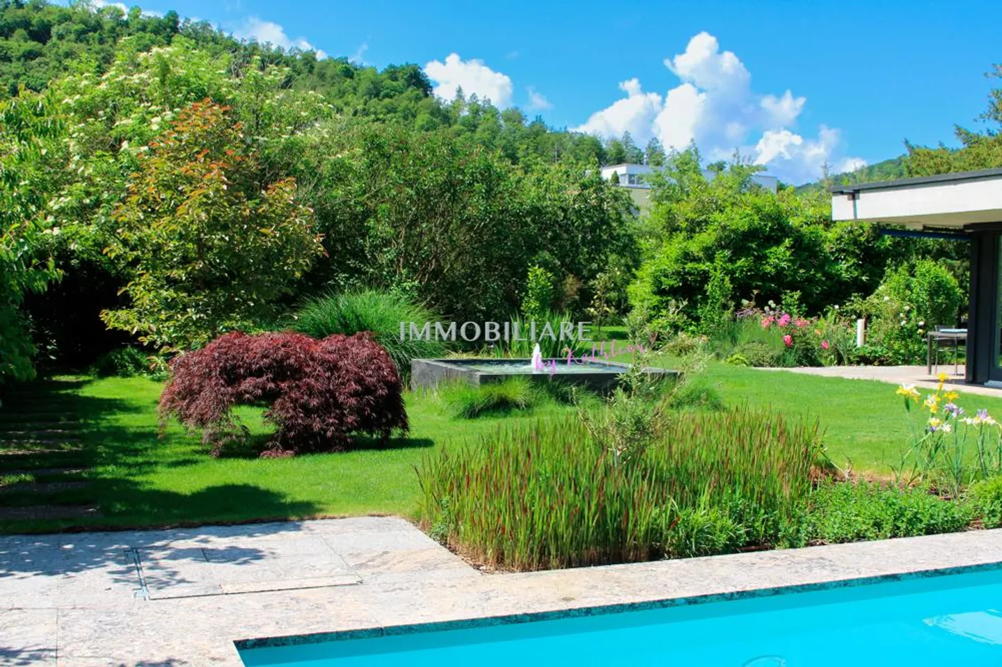 Maison d'architecte exclusive dans le style mid-century avec de grands espaces - Photo 13 sur 19