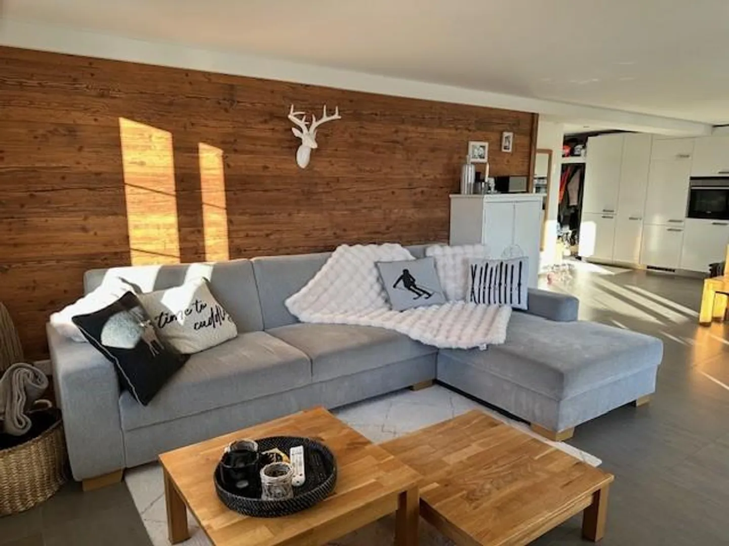 3.5-room apartment with classic flair & modern touch - Photo 3 of 6