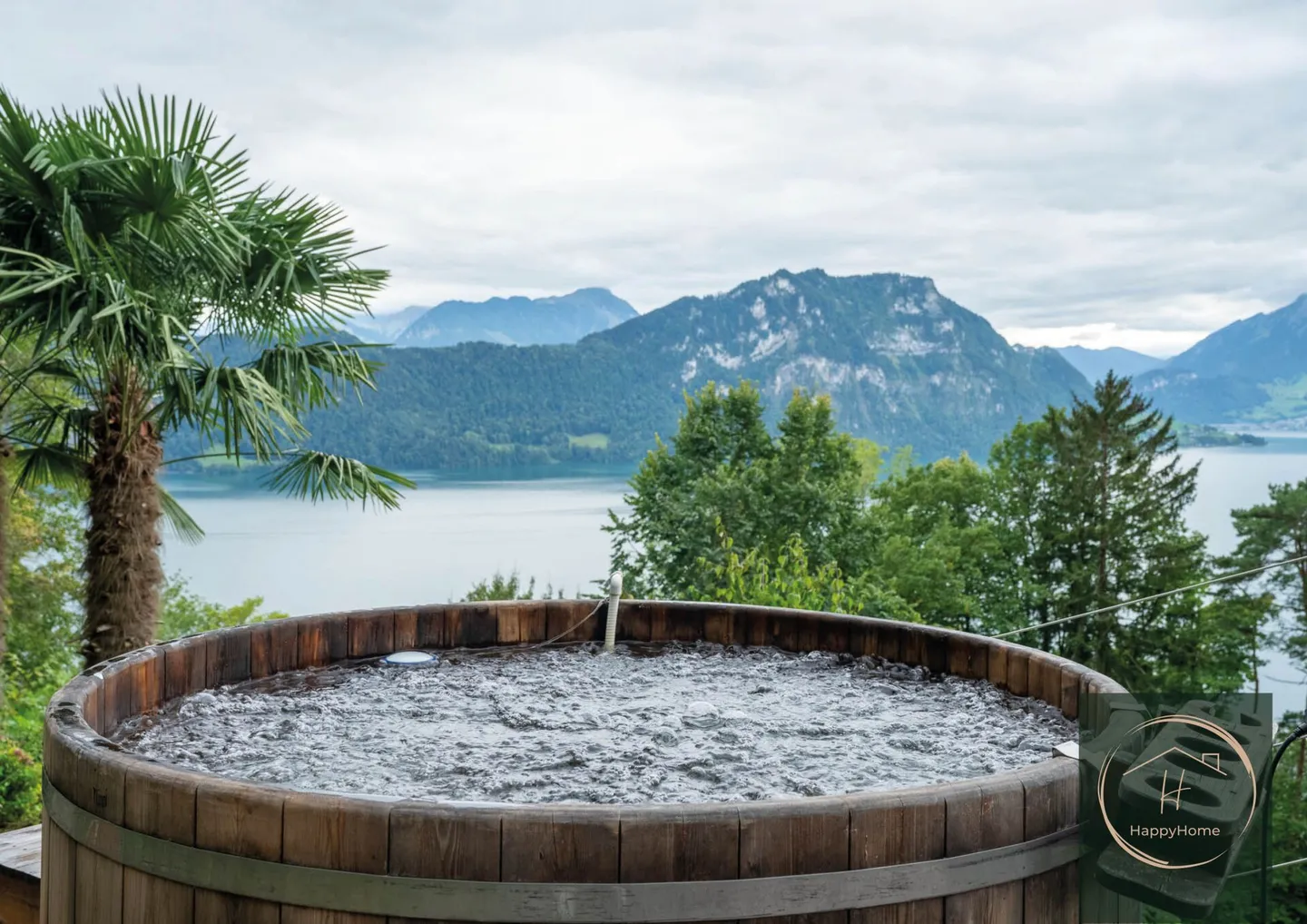 Casa unifamiliare di 8,5 stanze con vista lago non ostacolata a Weggis: Residenza privata sulla Riviera della Svizzera centrale - Foto 2 di 21