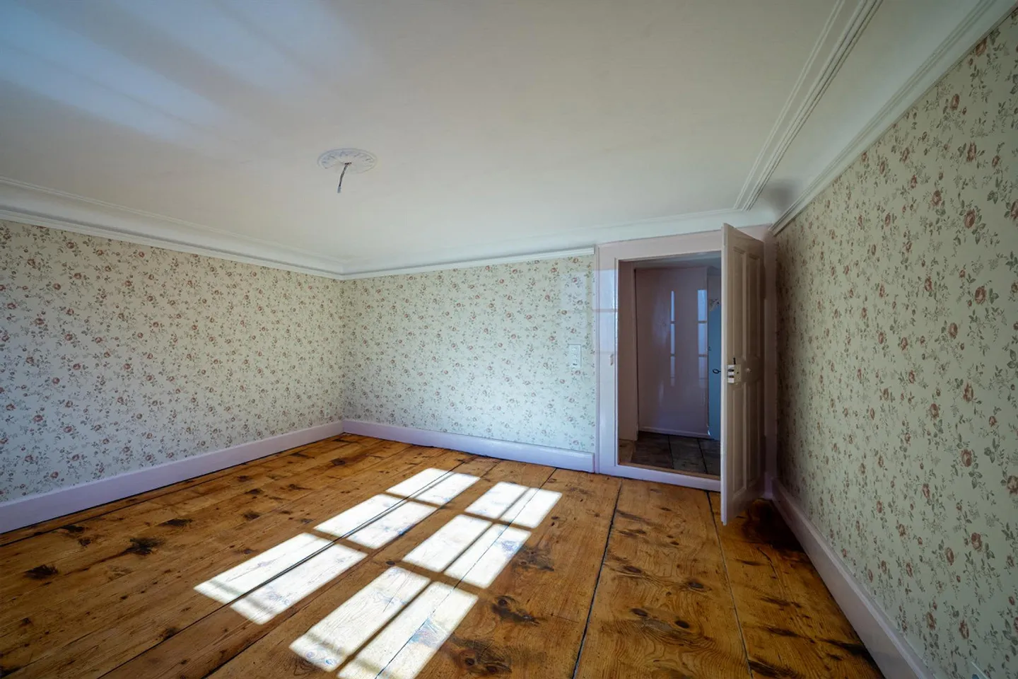 Appartement 4,5 pièces sur 2 étages dans la maison Lunde Netstal - Photo 11 sur 13