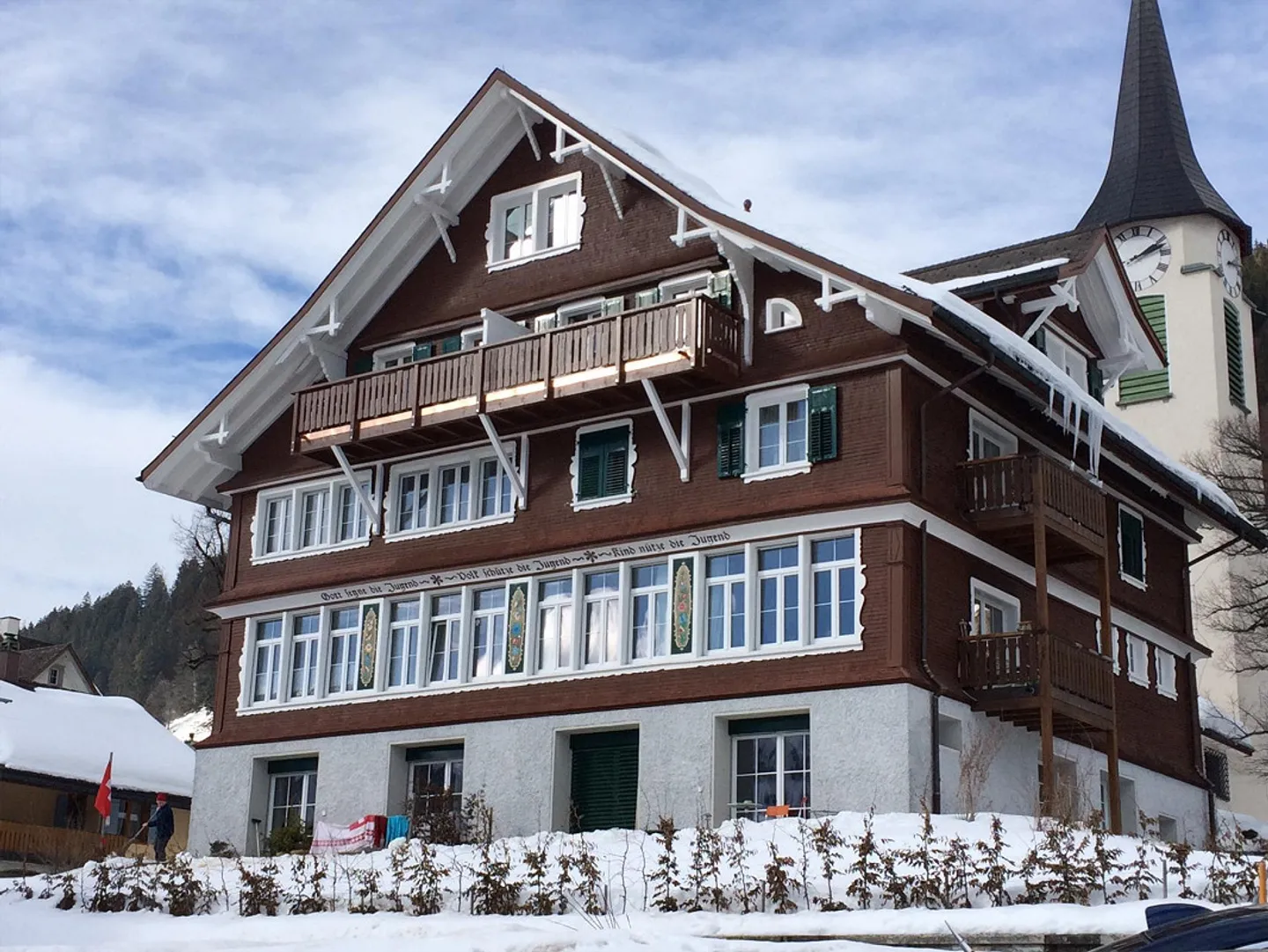 Wellness Oasis: Bright 2.5 Room Apartment with a View - Photo 1 of 4