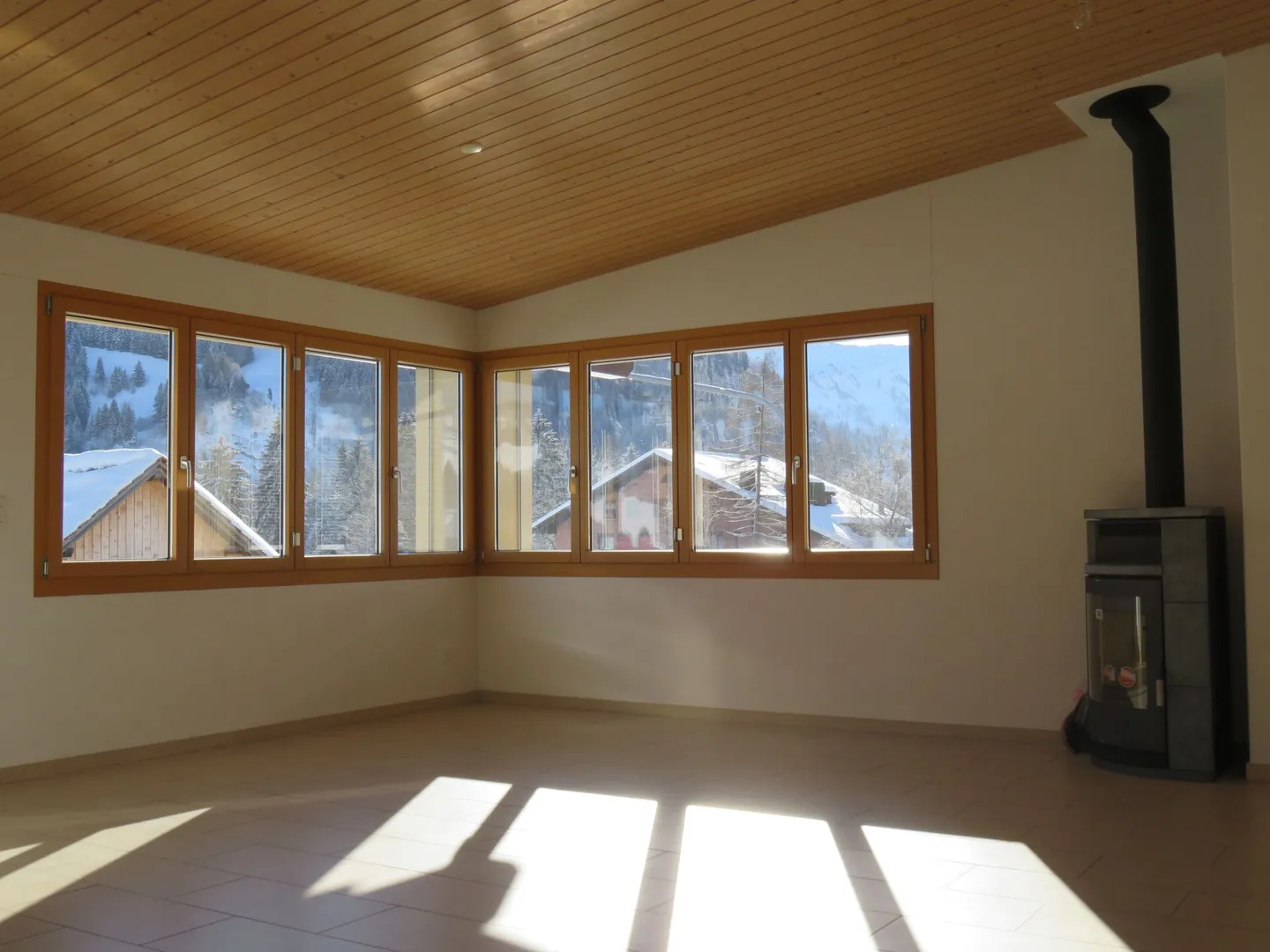 Générosité avec vue sur la montagne - Photo 3 sur 8