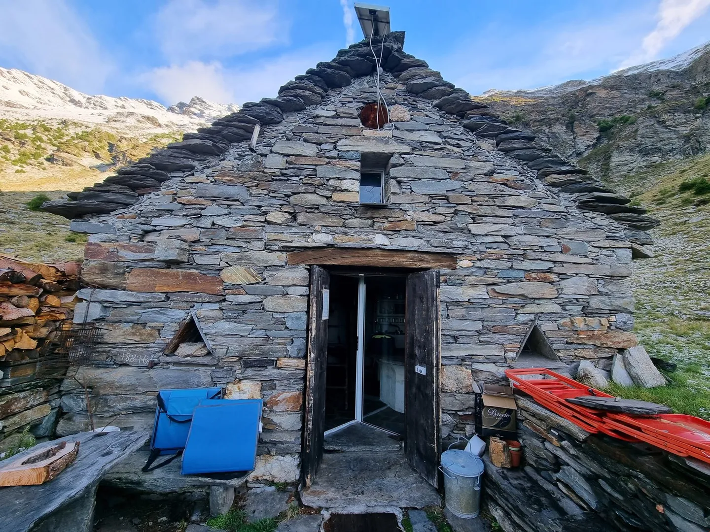 Rustic - Photo 4 of 17