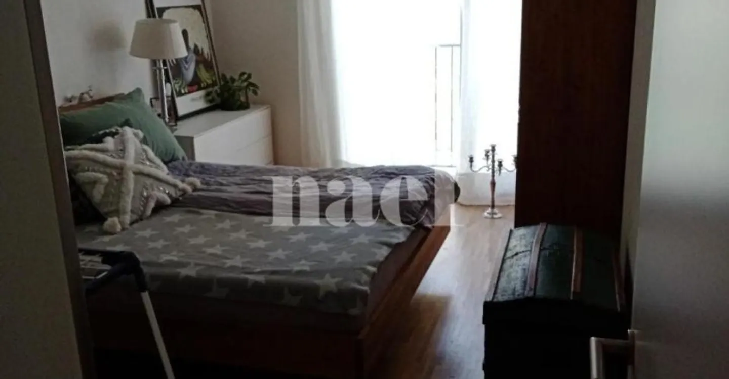 Appartement spacieux avec terrasse - Photo 4 sur 8