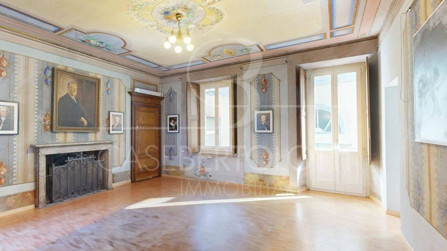 Casa Azzura. Au bord de l'eau. Avec histoire. Plein de possibilités. - Photo 3 sur 10