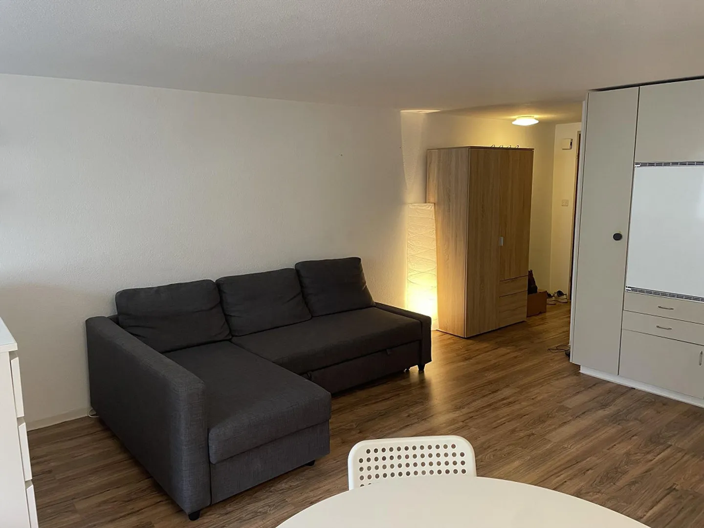 Appartement lumineux de 1,5 pièce dans la vieille ville de Chur - Photo 5 sur 8