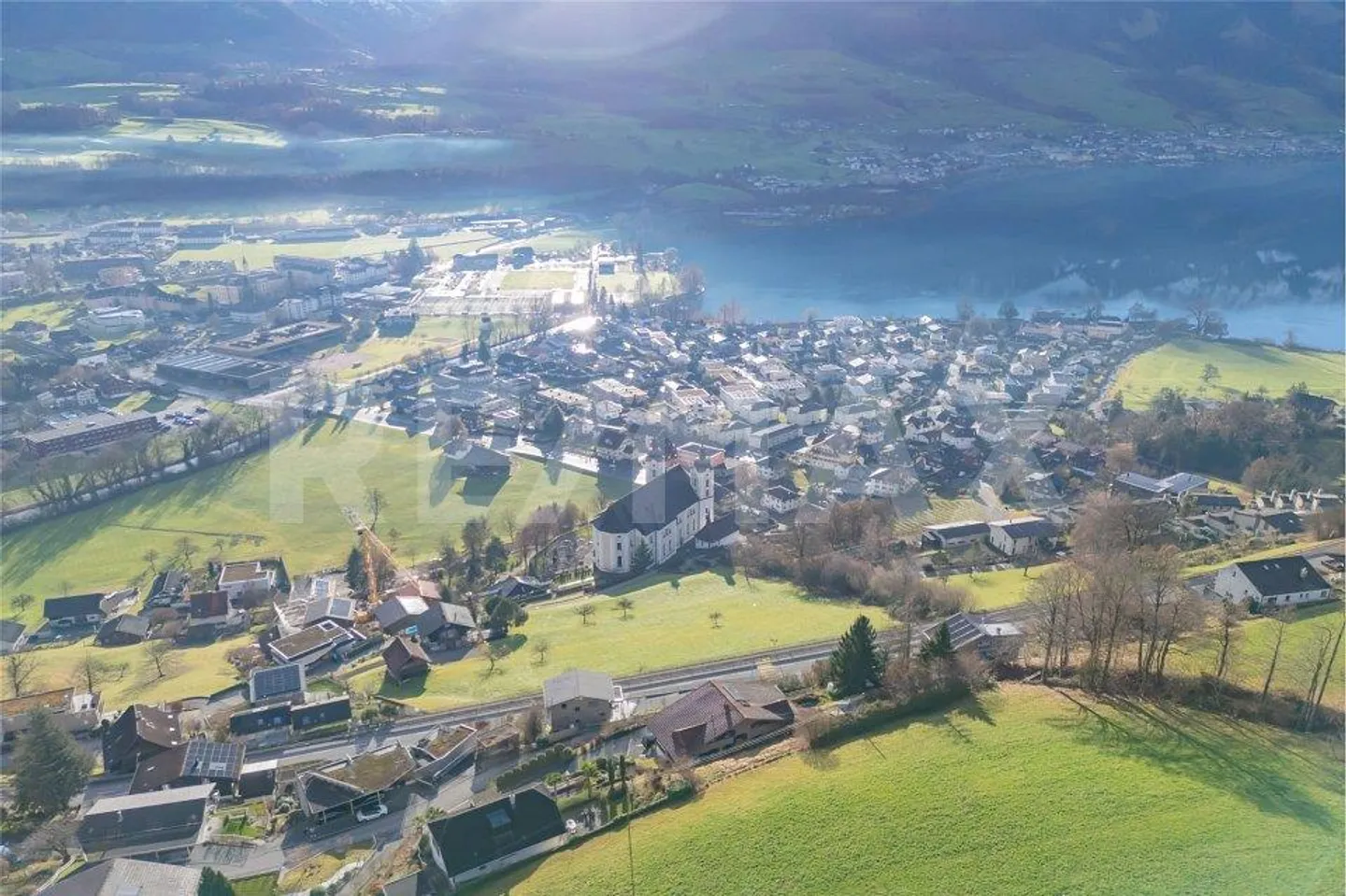 Modernes Lofthaus mit Traumhaftem Ausblick - Foto 3 von 13