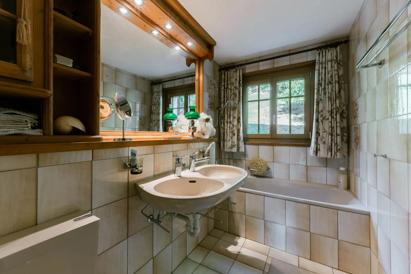Appartement de 3 chambres avec jardin à Château d'Oex - Photo 9 sur 13