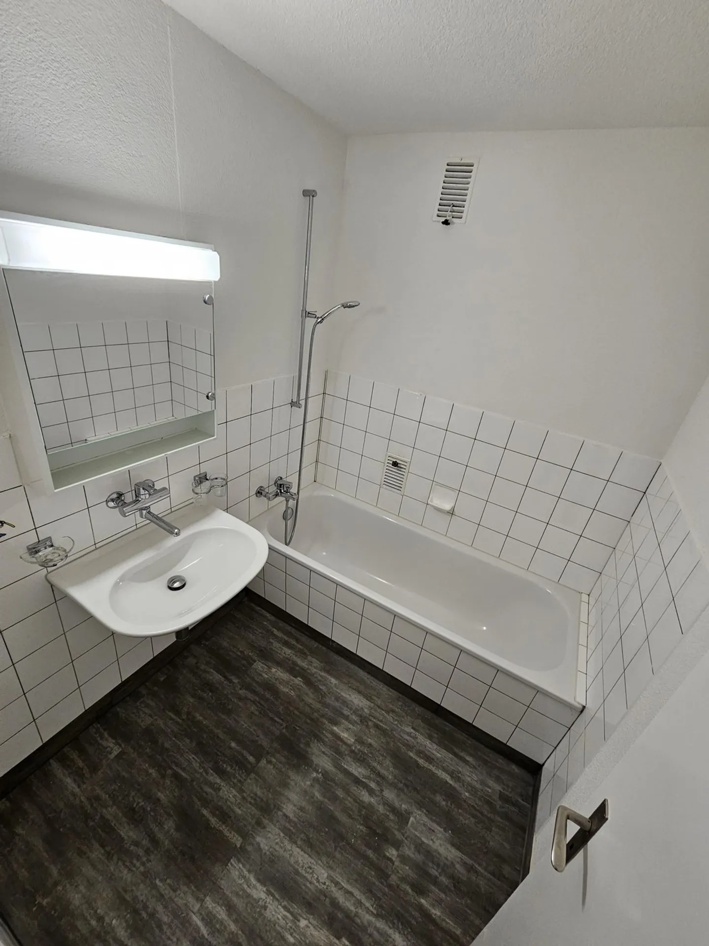 Appartamento spazioso 4.5 locali - Foto 7 di 9