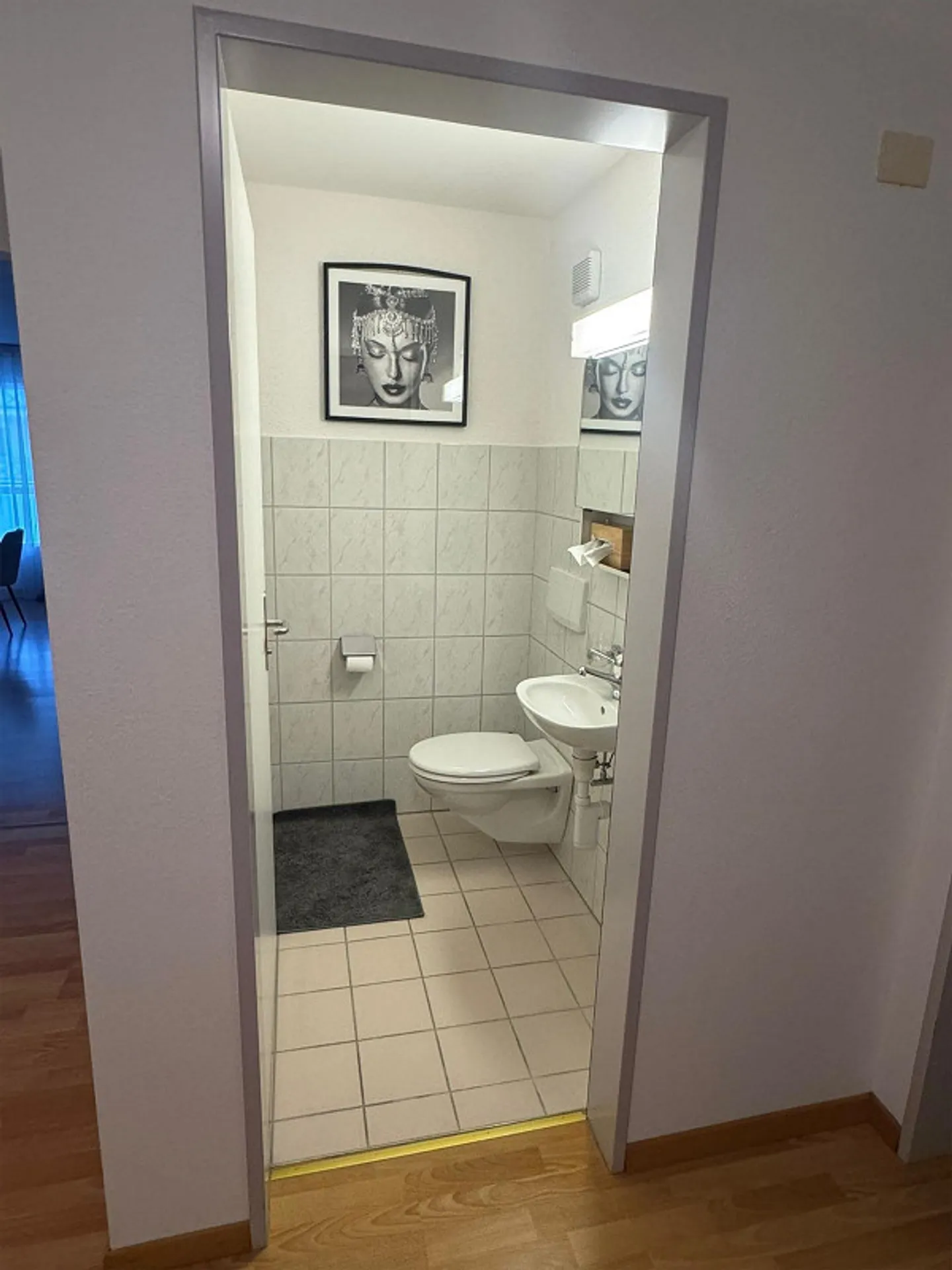 Large and Modern 3.5 Room Apartment with 93m2 in Rickenbach TG - Photo 9 of 11