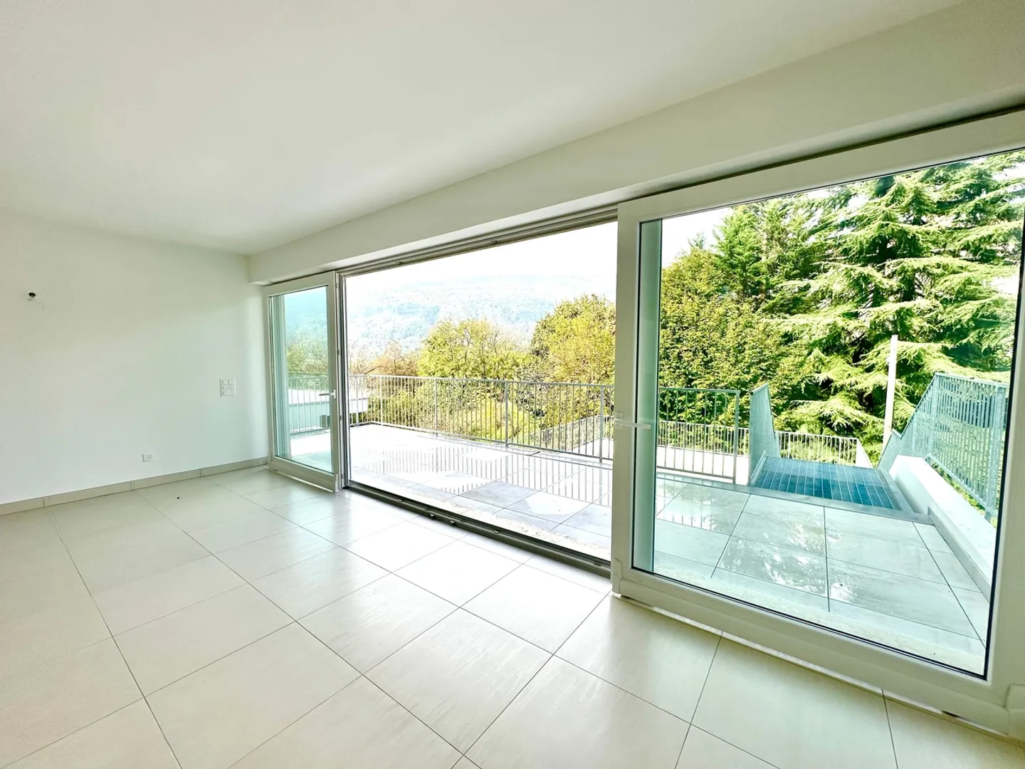 Villa da sogno a Lugano con 6,5 locali e vista mozzafiato - Foto 5 di 10
