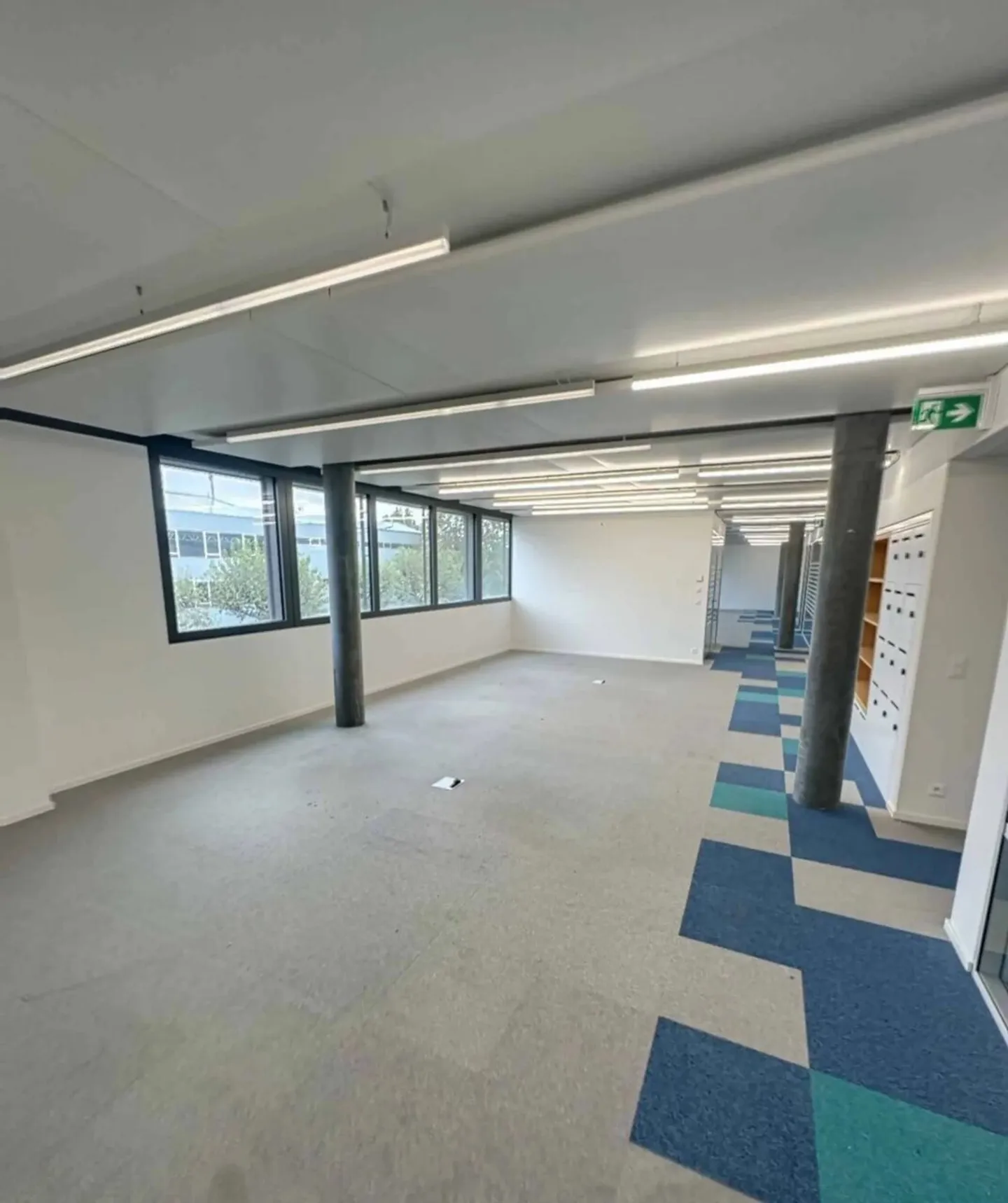 Superfici all'interno di un centro amministrativo e commerciale - Foto 3 di 6