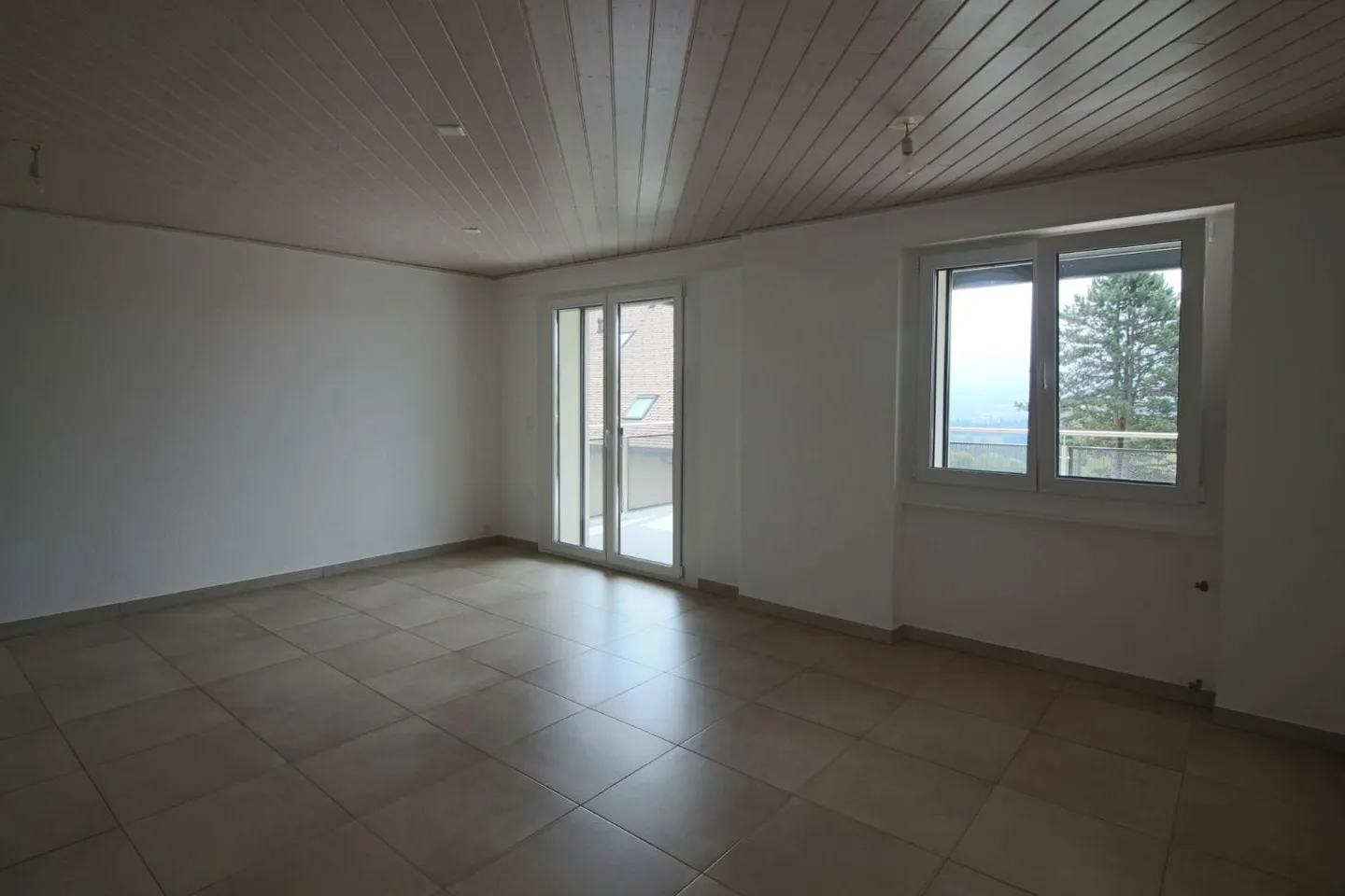 Appartamento 4.5 stanze - Foto 2 di 9