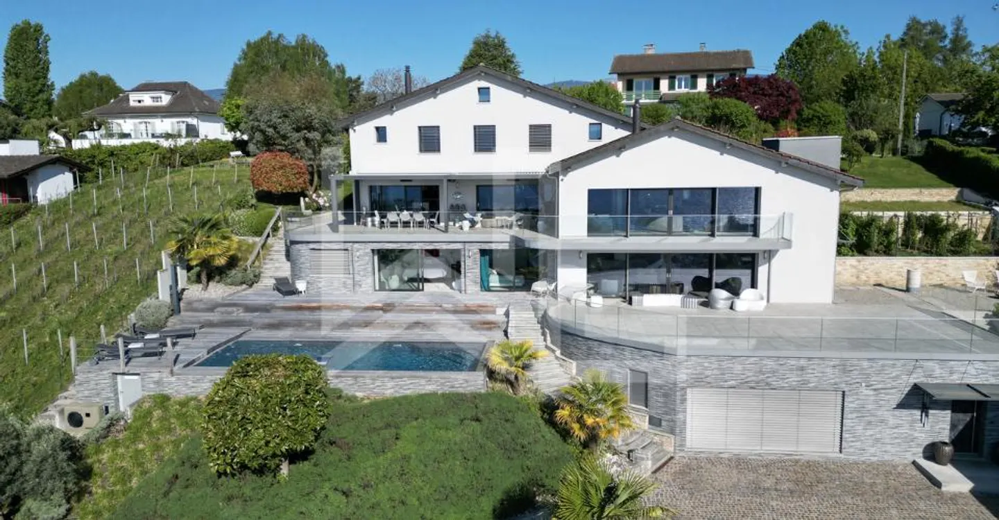 Proprietà contemporanea eccezionale – Vista panoramica sul lago - Foto 2 di 13