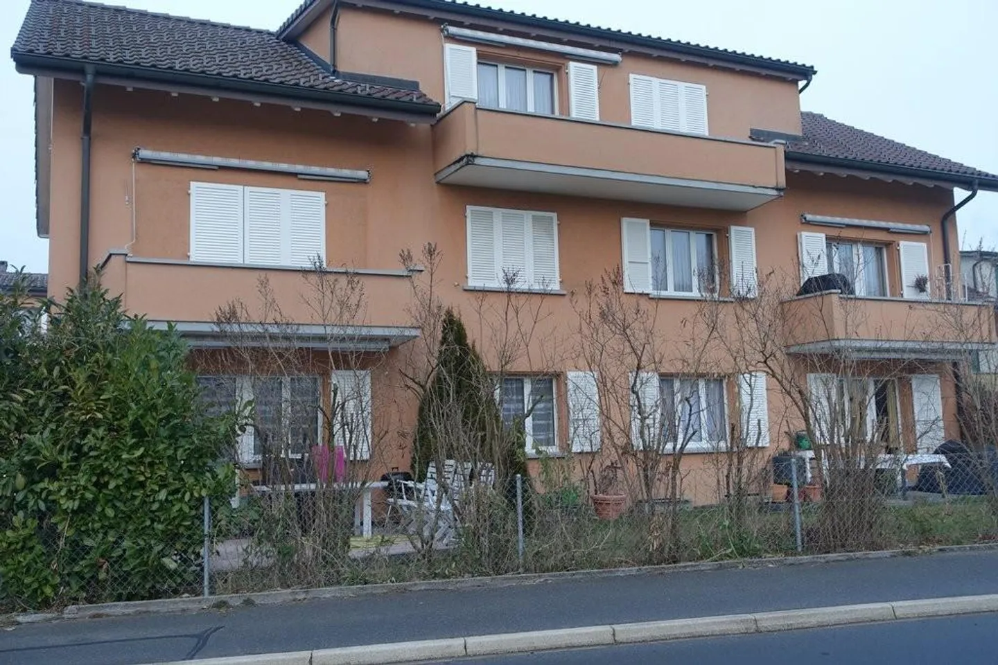 Spacious 3.0-room apartment for rent in Münchenbuchsee - Photo 1 of 7