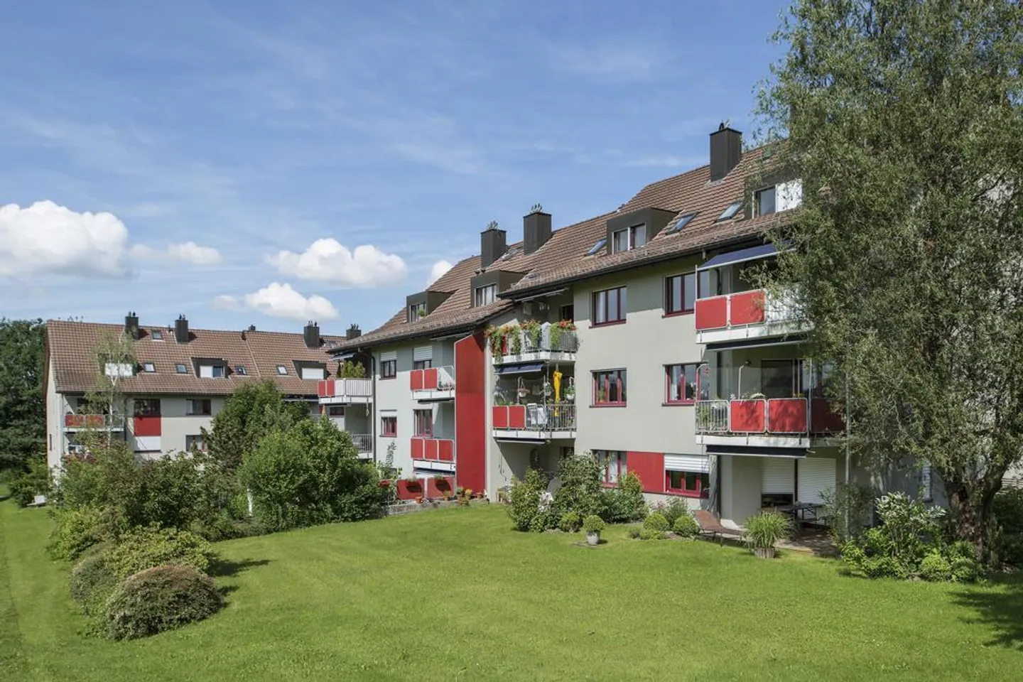 Cozy Apartment for Rent in Richterswil - Photo 1 of 7