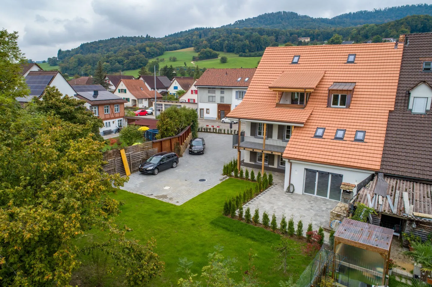 4.5-Room Garden Apartment, 106 m² Living Space + 61 m² Patio by the Ergolz - Photo 2 of 11