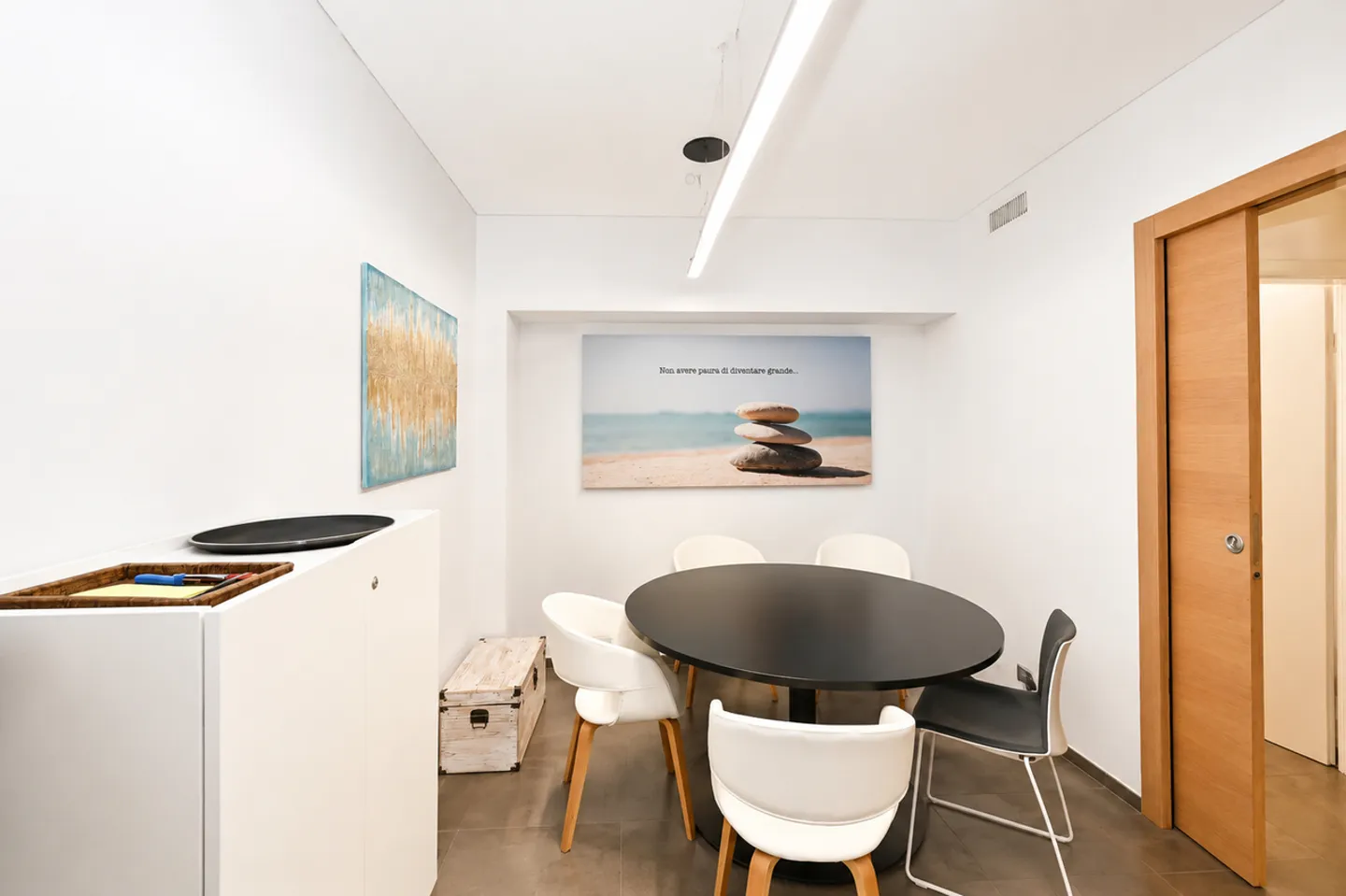 Representative Offices with Lake View and Parking Space in the Heart of Lugano - Photo 10 of 15