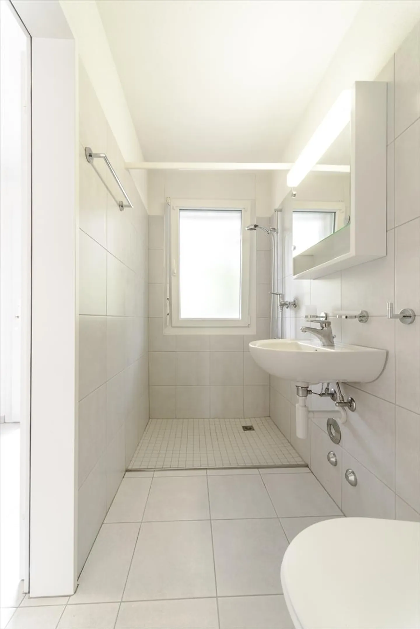 Rent without deposit! Your new home - Photo 4 of 6