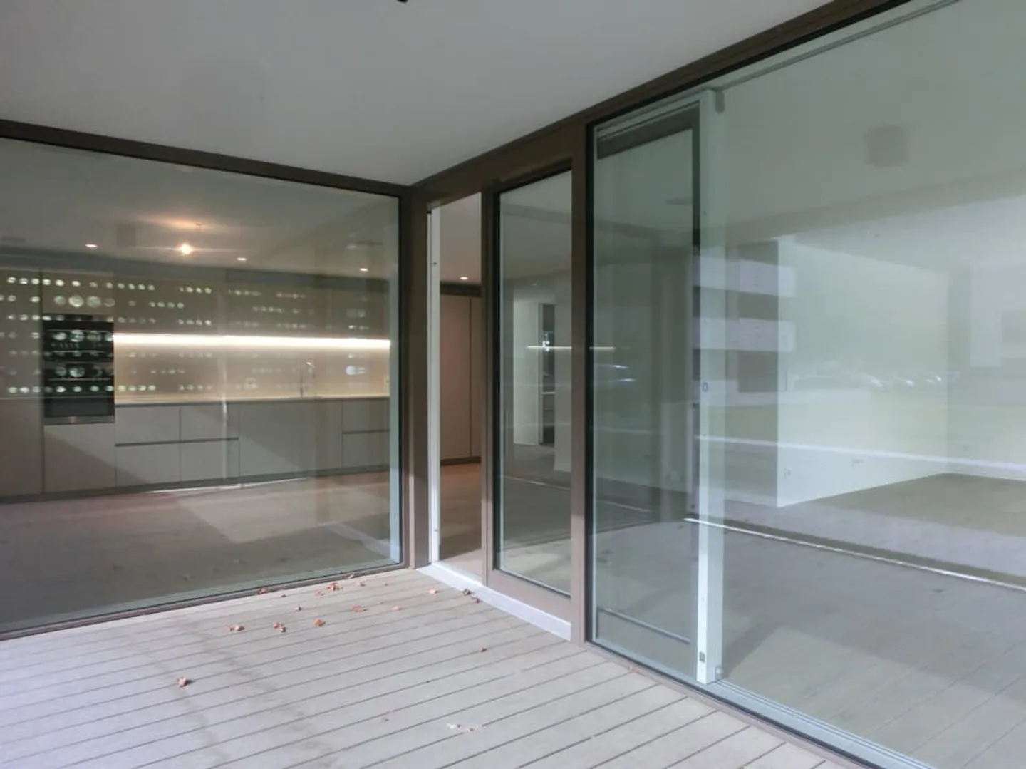 Appartement moderne de 4.5 pièces - Photo 4 sur 12