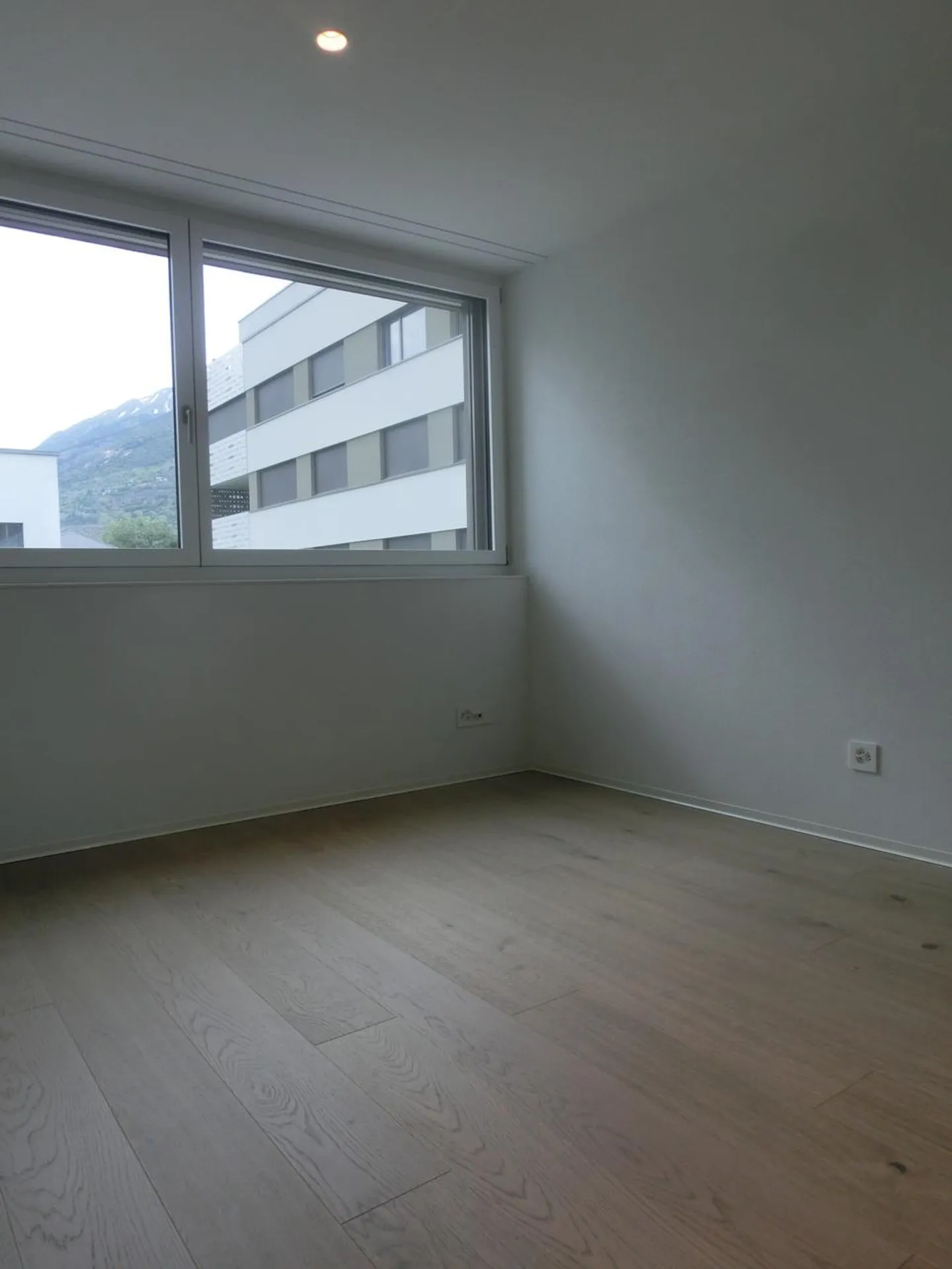Appartement moderne de 4.5 pièces - Photo 12 sur 12