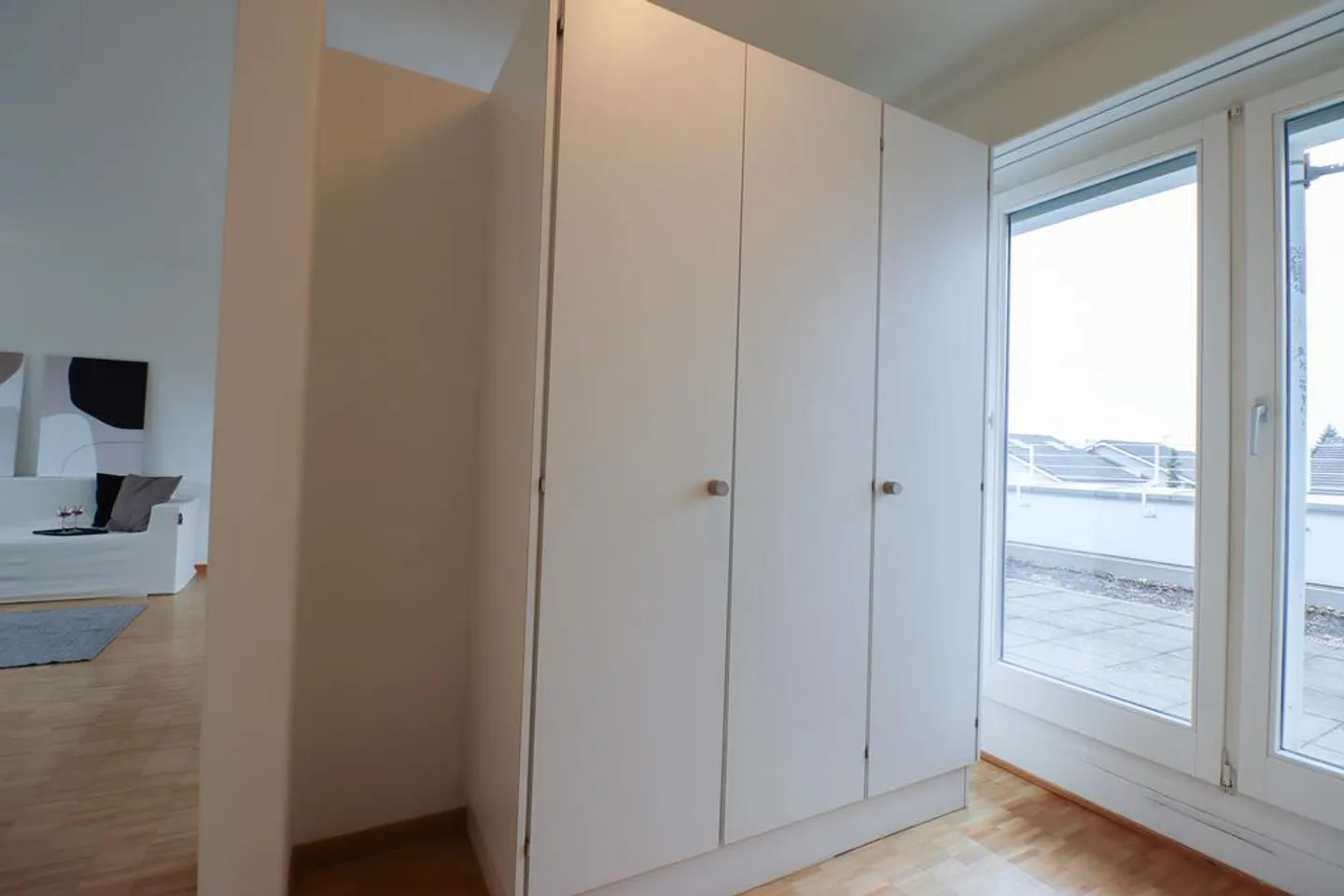 Appartement en attique 2,5 pièces avec grande terrasse - 1 MOIS GRATUIT! - Photo 5 sur 9