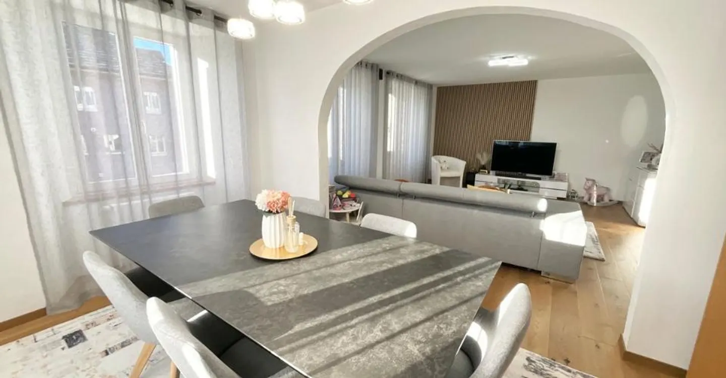 Appartement Duplex Spacieux - Photo 2 sur 11