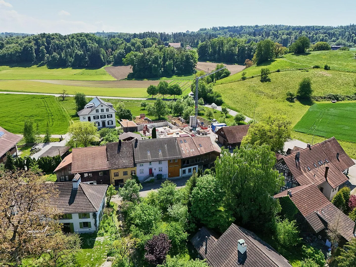 La casa residenziale un po' diversa a Dinhard - 6,5 stanze, a schiera - Foto 2 di 29