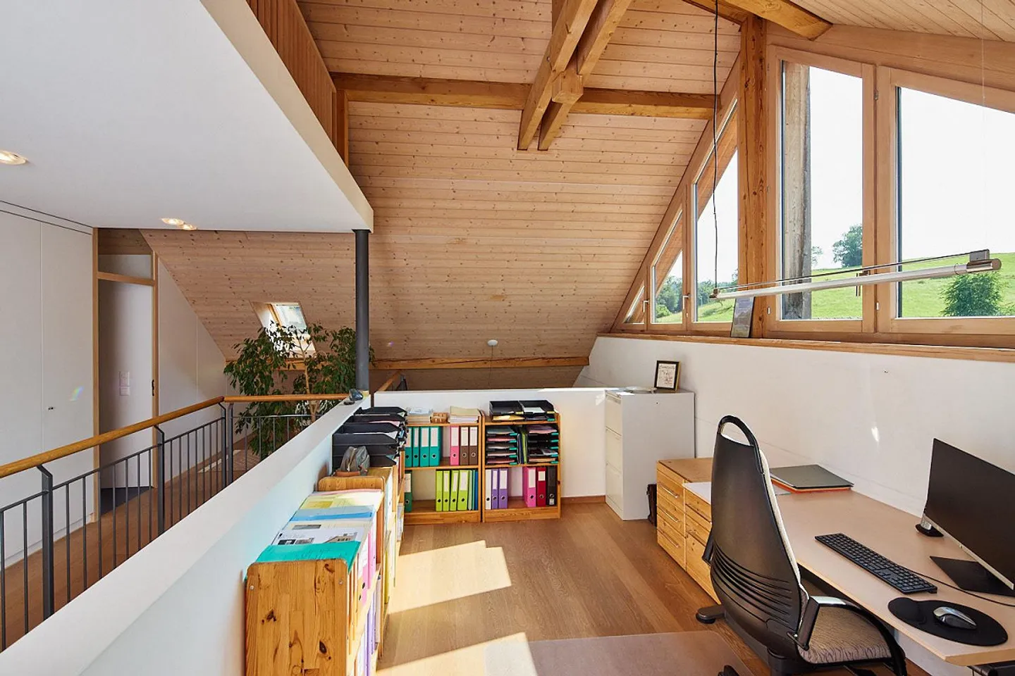 La casa residenziale un po' diversa a Dinhard - 6,5 stanze, a schiera - Foto 19 di 29