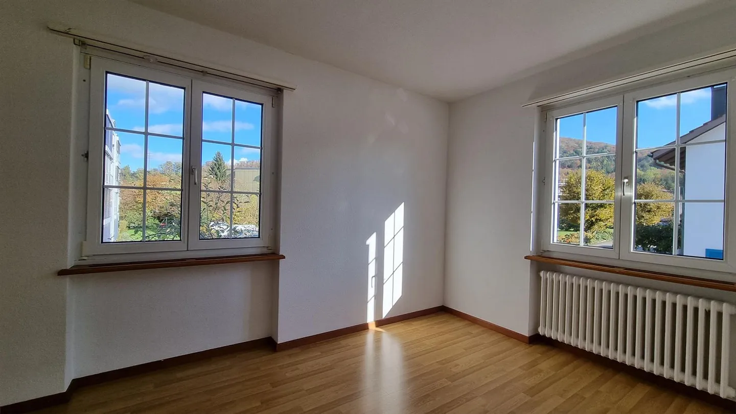 Maison de rangée de 4½ pièces avec jardin, orientation sud-ouest et 2 places de parking - Photo 1 sur 3