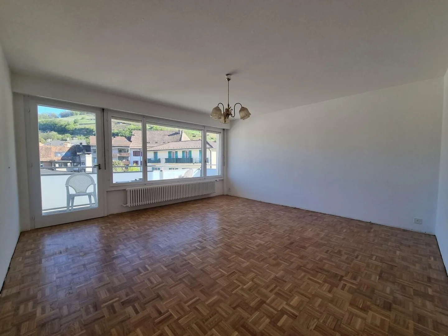 Schöne 2-Zimmer-Wohnung mit Balkon - Foto 2 von 5