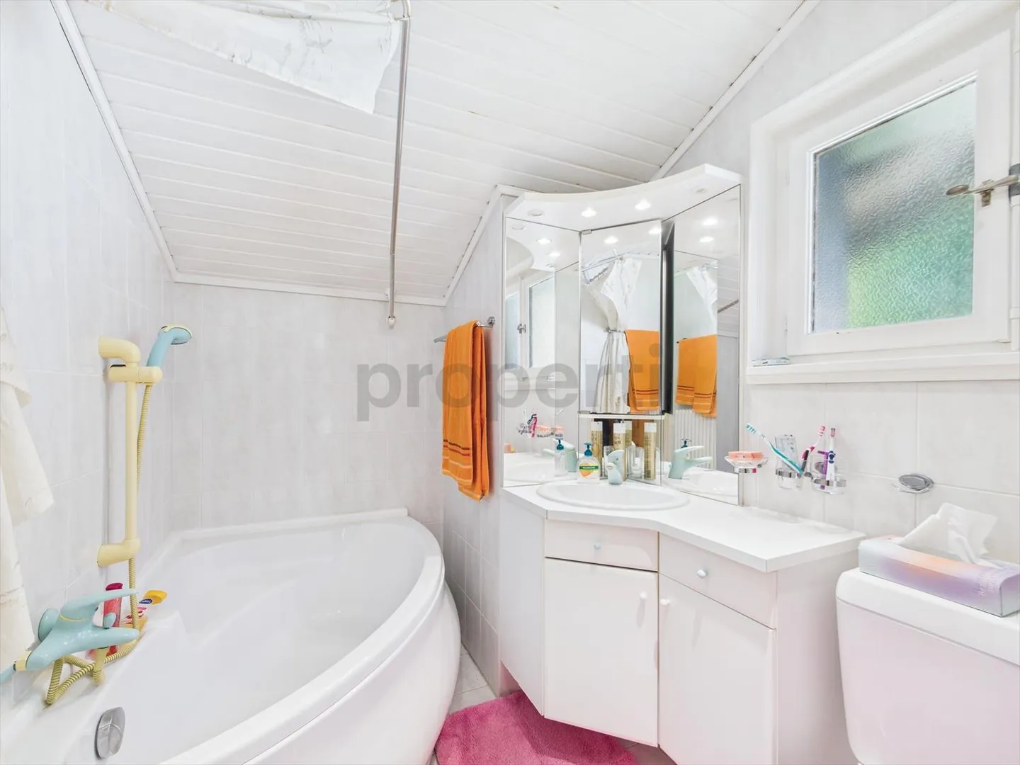 Morgins – Renoviertes Chalet, alpiner Geist & Wellness, 500 m vom Dorf - Foto 12 von 13