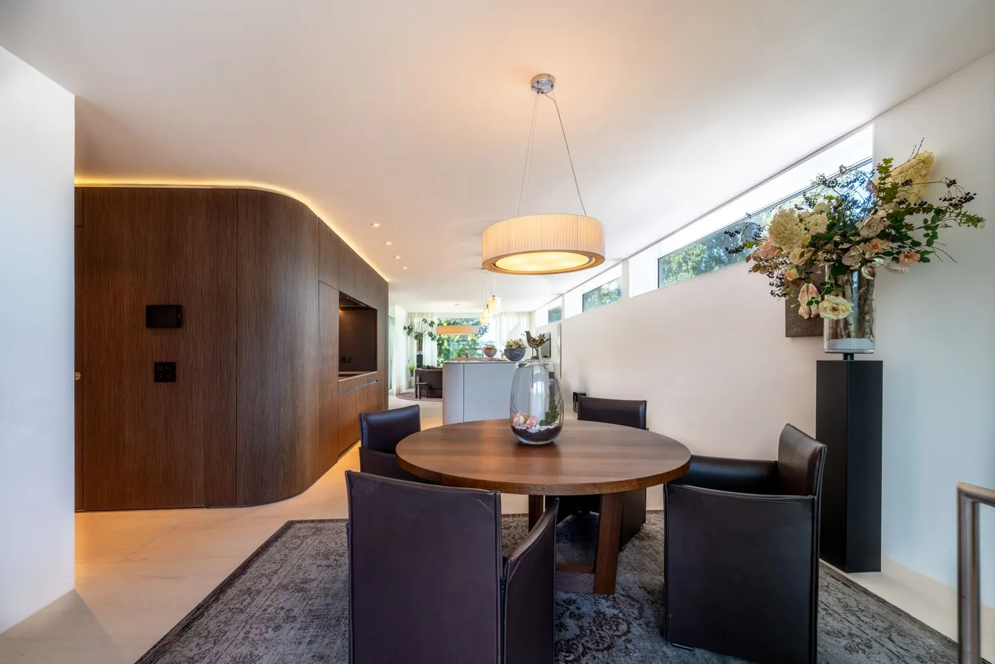 24-299 Penthouse Apartment in Unique Location at the Marina - Photo 5 of 31