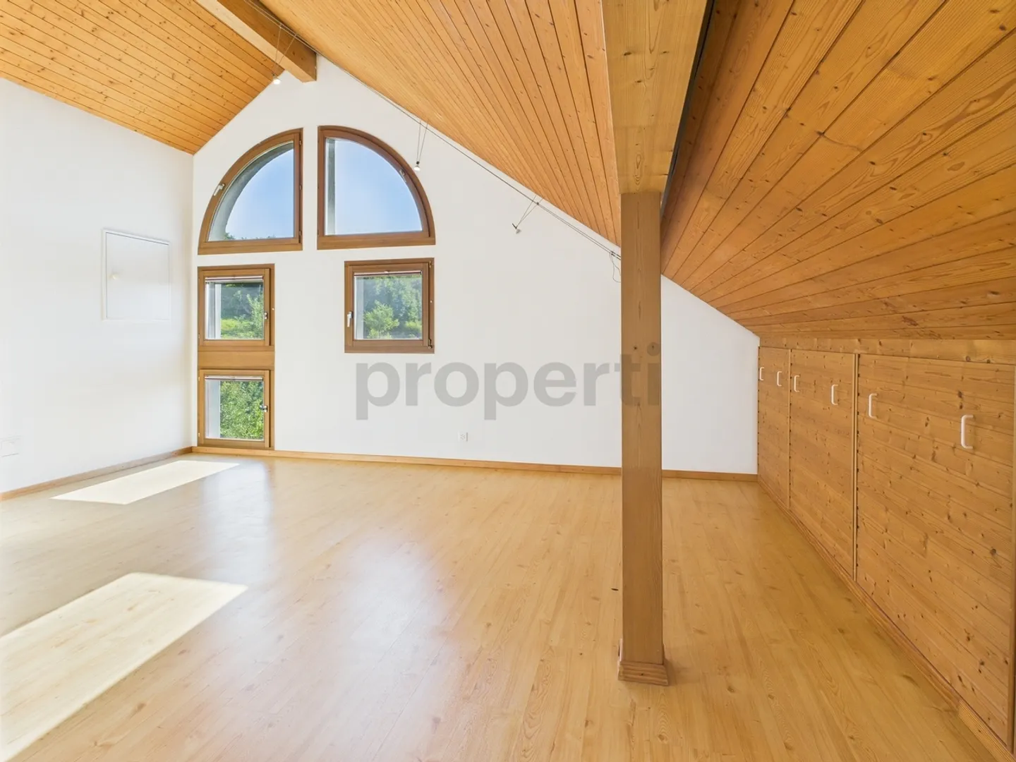 Attraktives 5,5-Zimmer-Eckhaus im Storchendorf Großaffoltern - Foto 6 von 11