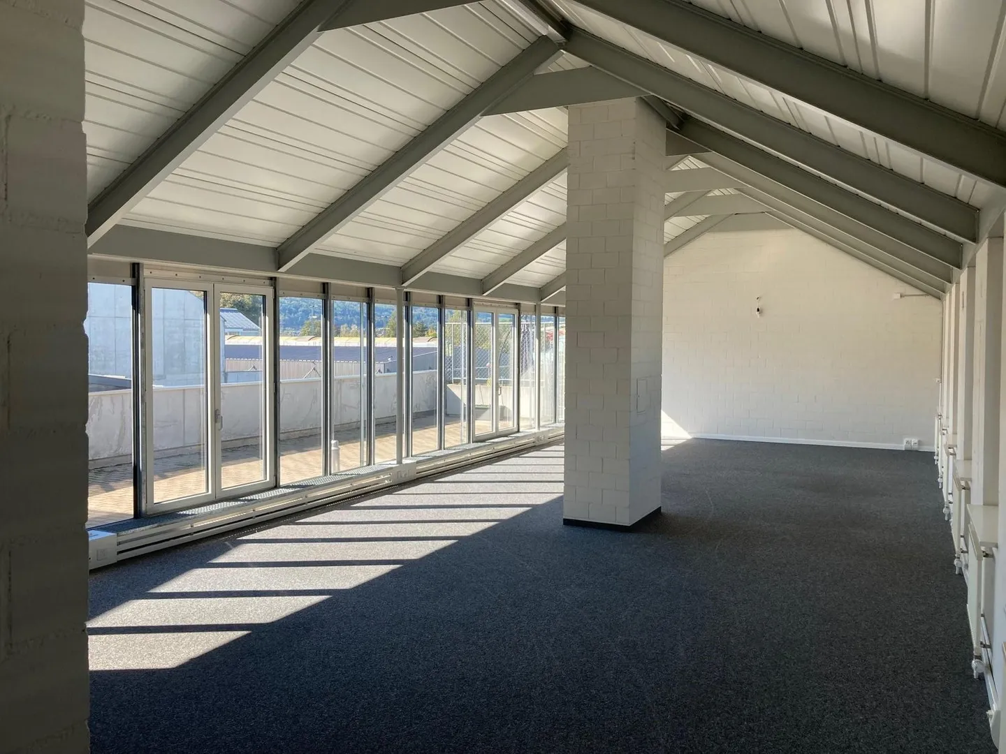 Zentrale Büro- und Gewerbefläche zu vermieten - Foto 2 von 6